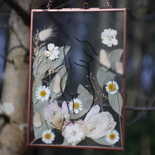 Load image into Gallery viewer, 'Female Form' Hand-drawn Pressed Flower Frame
