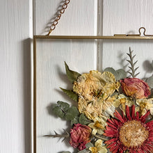 Load image into Gallery viewer, Gerbera Mandala Pressed Flower Frame