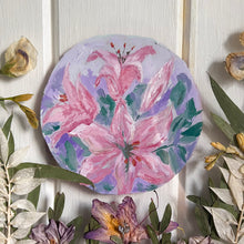 Load image into Gallery viewer, Hand painted &#39;Bouquet Lily&#39; Pressed Flower Frame
