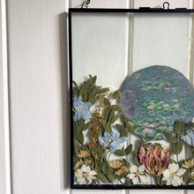 Load image into Gallery viewer, Hand painted &#39;Water Lily&#39; Pressed Flower Frame
